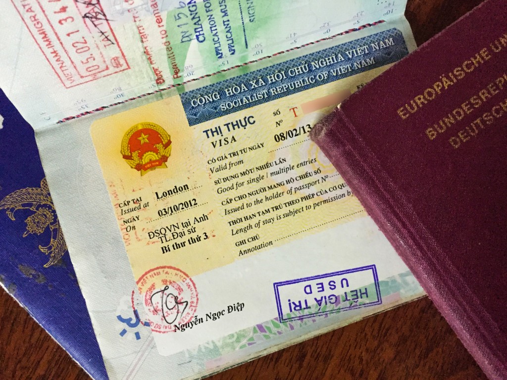 Thủ tục xin visa Việt Nam cho người nước ngoài có vợ hoặc chồng là người Việt Nam