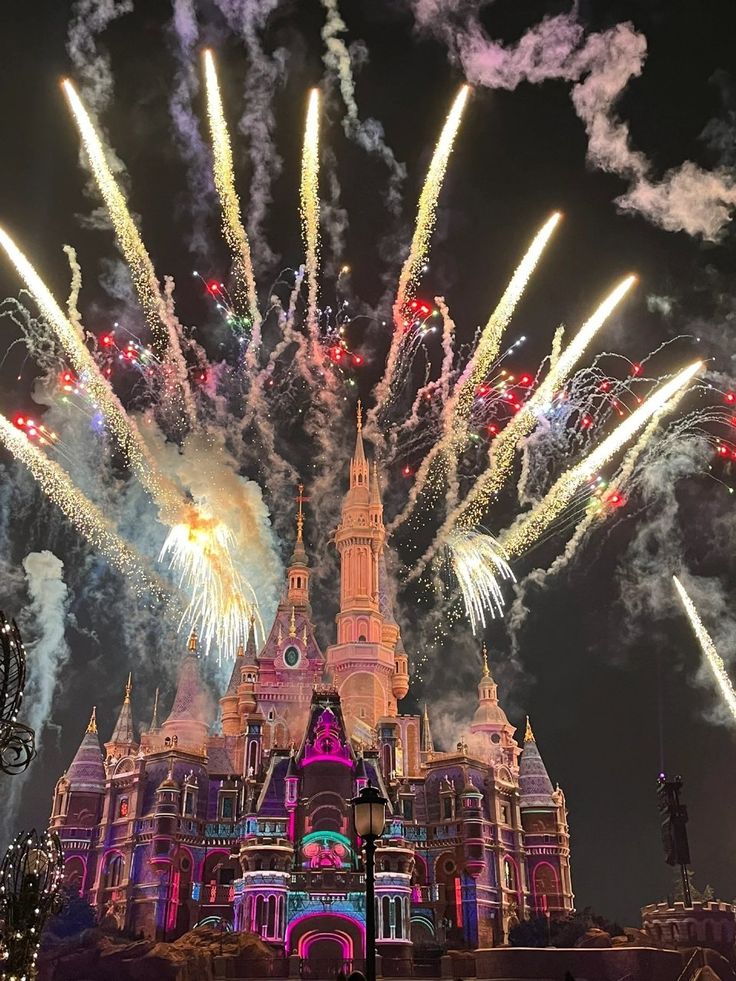 Lạc vào phép màu Disney: hành trình 1 ngày tại Disneyland Thượng Hải