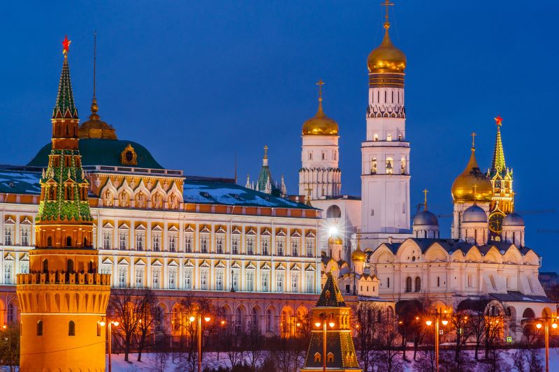 When Is the Best Time to Visit Moscow's Red Square? Tips for Viewing the Snowfall