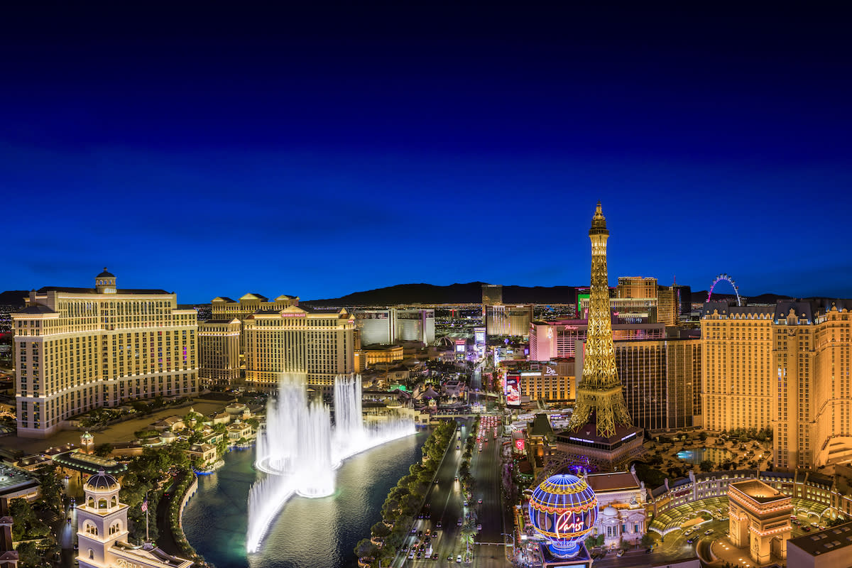 Las Vegas Về Đêm Có Gì Đẹp? Khám Phá Thành Phố Không Ngủ Rực Rỡ Ánh Đèn