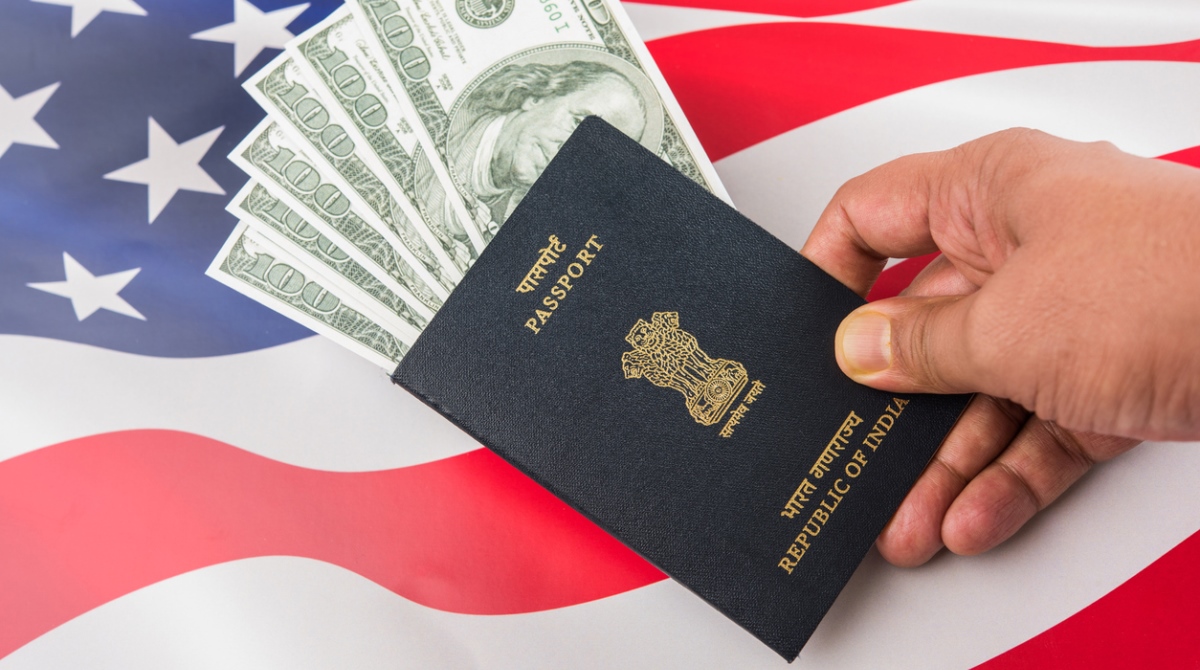 Du khách miễn visa đến Mỹ sẽ phải công khai lịch sử 5 năm dùng mạng xã hội?