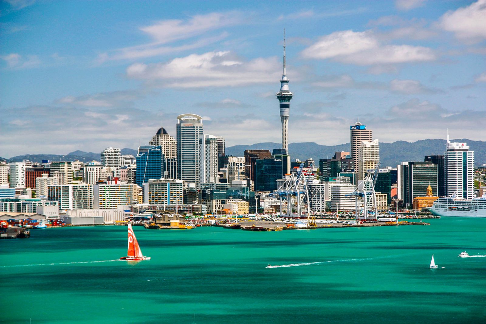 Hồ sơ xin visa New Zealand mới nhất 2026 – Hướng dẫn chi tiết từ A-Z