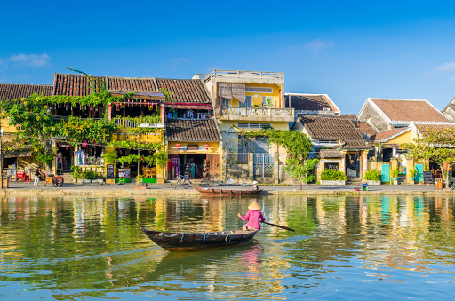 Suggest to experience Hoi An for 24 hours
